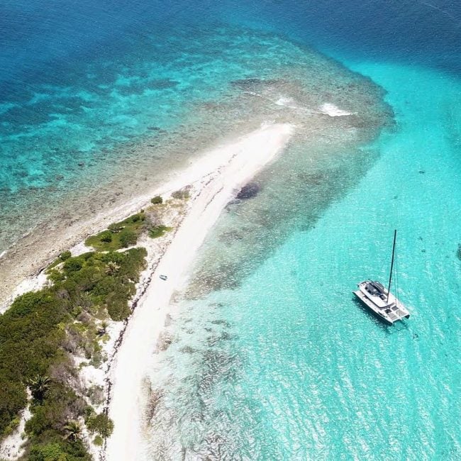 catamaran_mahasattva_grenadines