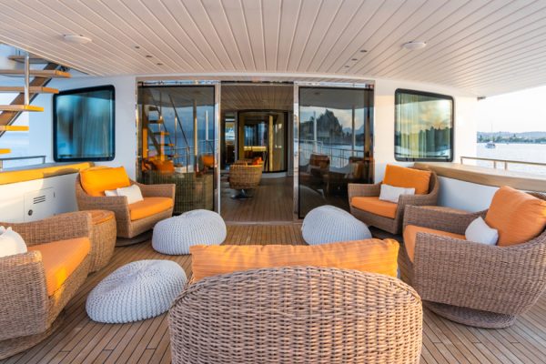 serenity_motor_yacht_exterior_upper_cockpit M/Y Serenity Upper Deck